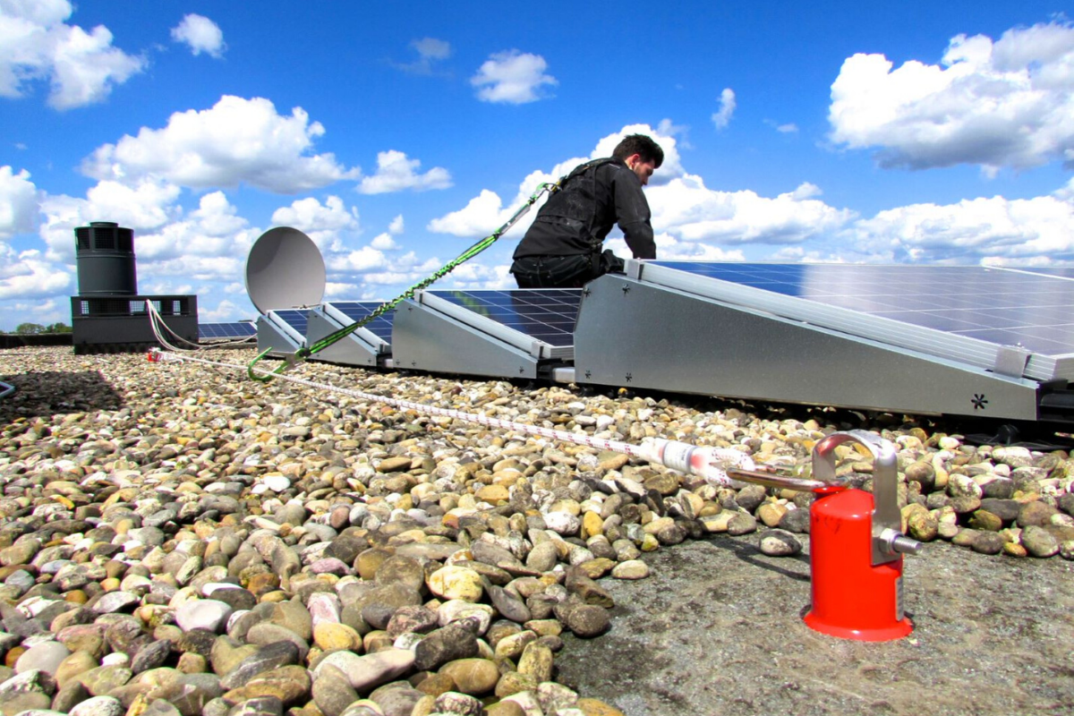 Veilig zonnepanelen plaatsen gevaren zonnepanelen